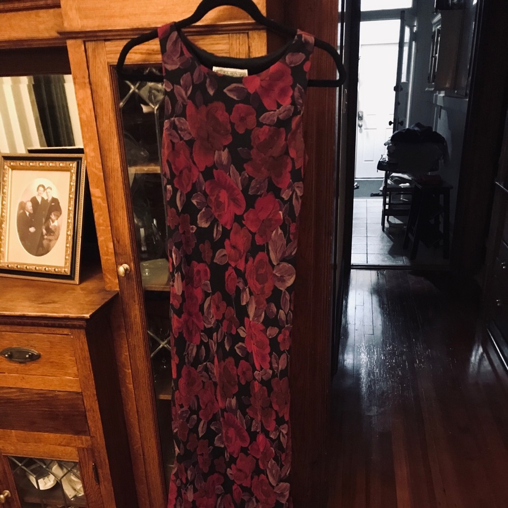 Multicolored lined maxi dress